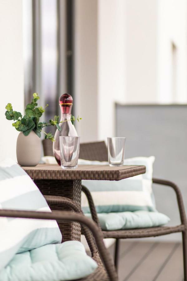 Seaside Beach Przy Plazy - Parking - Praia Apartments - Ergo Polsat Plus Arena Gdansk Exterior foto